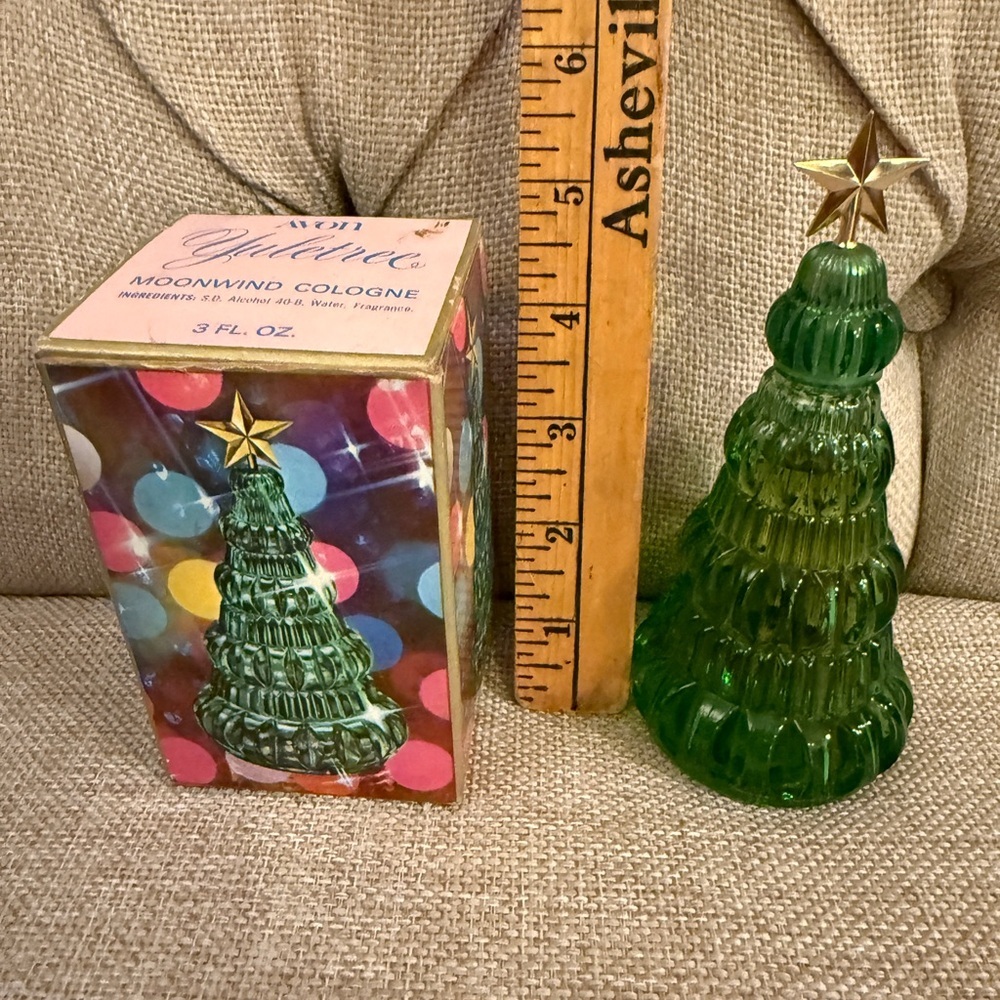 VTG Avon Green Christmas Tree Cologne Perfume Bottle Full